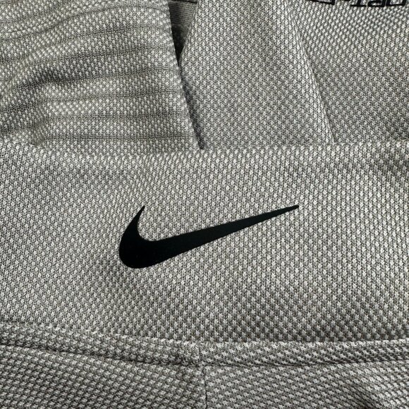 Nike Men's Dri-Fit Vapor 1/4 Zip Golf XL Pullover DH0982-025 Nike Golf Athletic - Picture 3 of 10